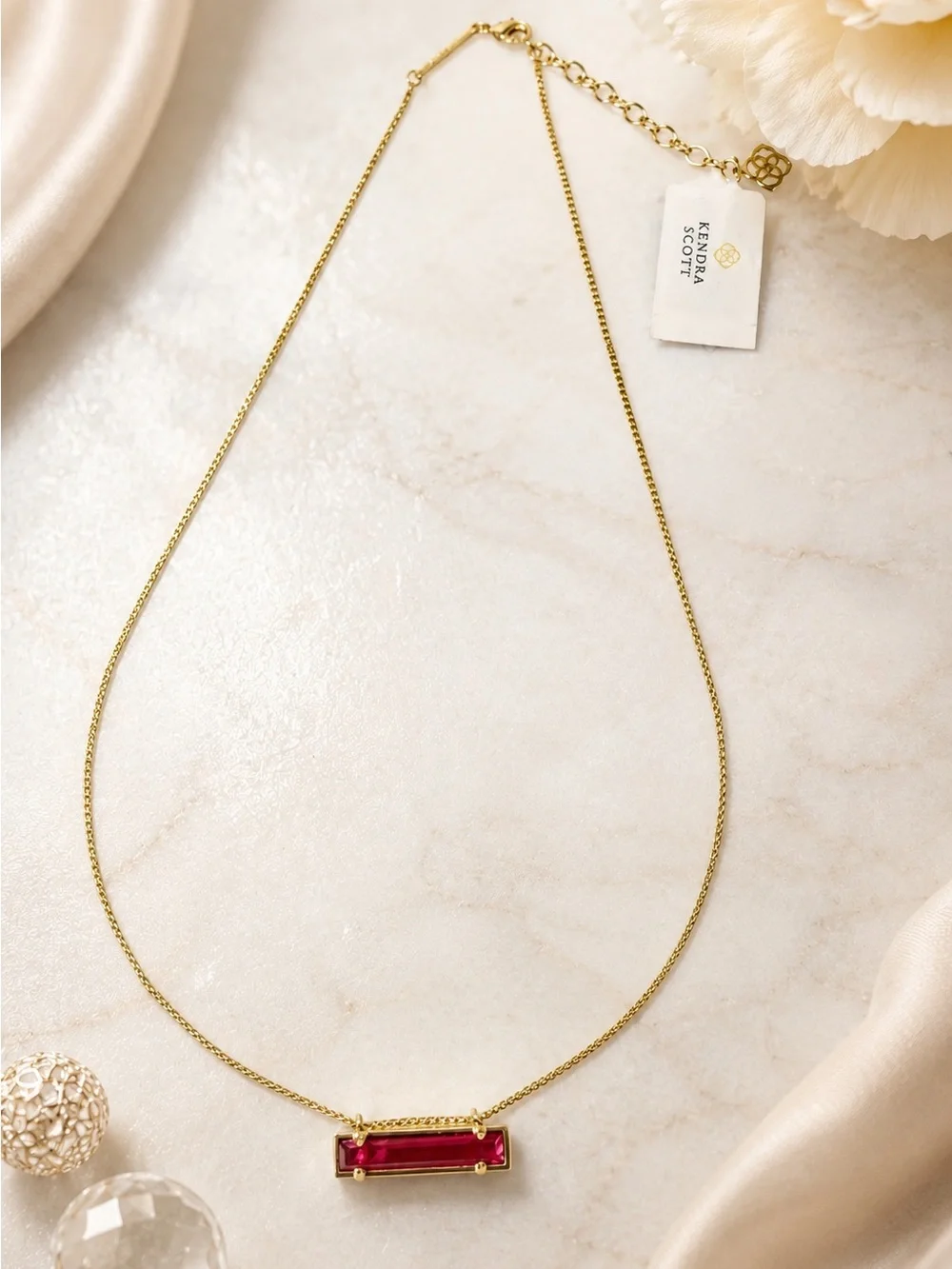 Kendra Scott Leanor Bar Pendant Necklace